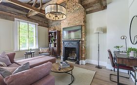 Oak & Poppy Apartments